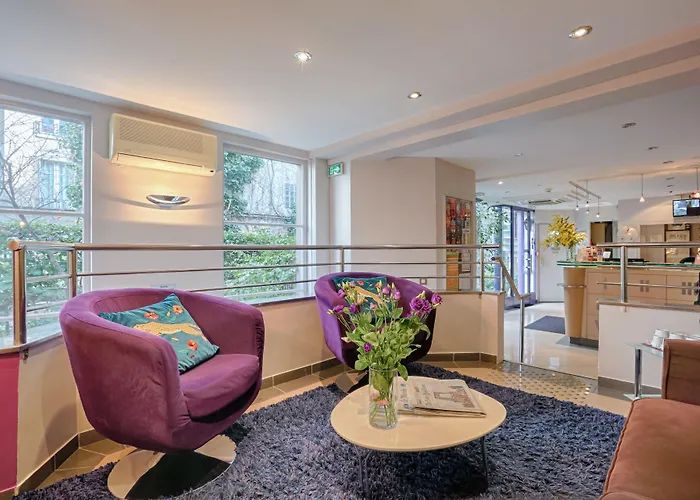 Hotel Le Hameau De Passy Paris